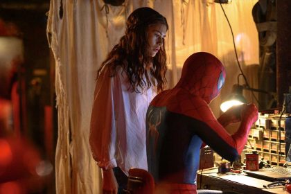 Újra jelmezben a hálószövő: Titokzatos Pókember-jeleneteket forgatnak Londonban 32 Spider-Man: Brand New Day