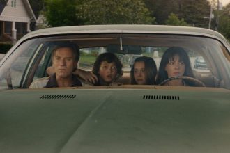 Kitálal a kutyaszínész: Ewan McGregor jól idomítható, de Anne Hathaway egyszerre mindkét fülét meg tudta vakarni 29 The End of Oak Street