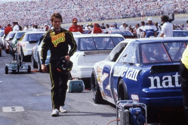 Ismét felbőgnek a motorok: Jonathan Levine rendezheti Tom Cruise Mint a villám című folytatását 12 Days of Thunder
