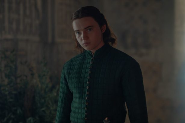 Ormund tényleg barnára festi Daeron Targaryen haját a Sárkányok háza harmadik évadában? 12 House of the Dragon