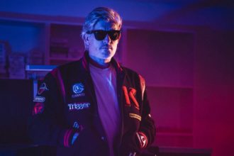 Elhunyt Kavinsky, a Drive – Gázt! film legendás synthwave zeneszerzője 18 Kavinsky