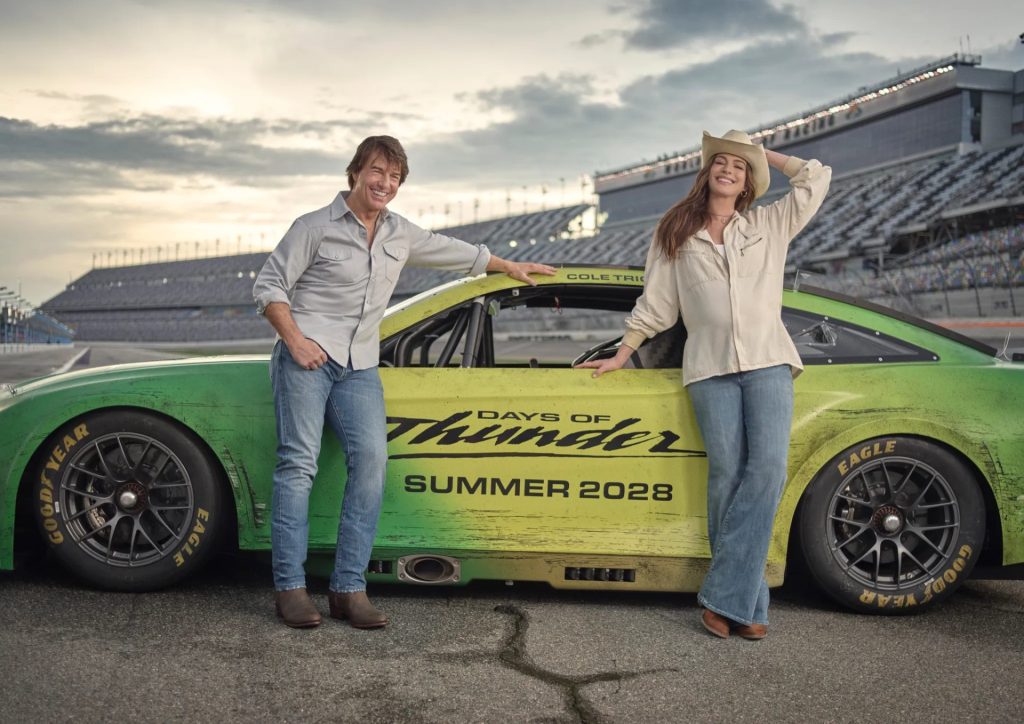 Shawn Levy visszautasította a Mint a villám 2. részét, hogy Ryan Goslinggal dolgozhasson a Szellemlovason 14 Days of Thunder