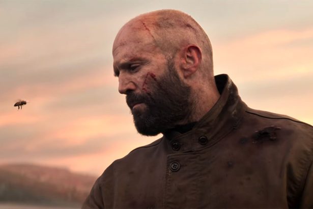 Jason Statham lángszórót fog A méhész 2 előzetesében 12 The Beekeeper 2